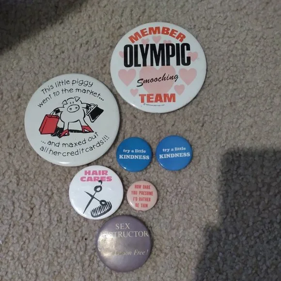 Buttons Buttons Buttons - Picture 7 of 7